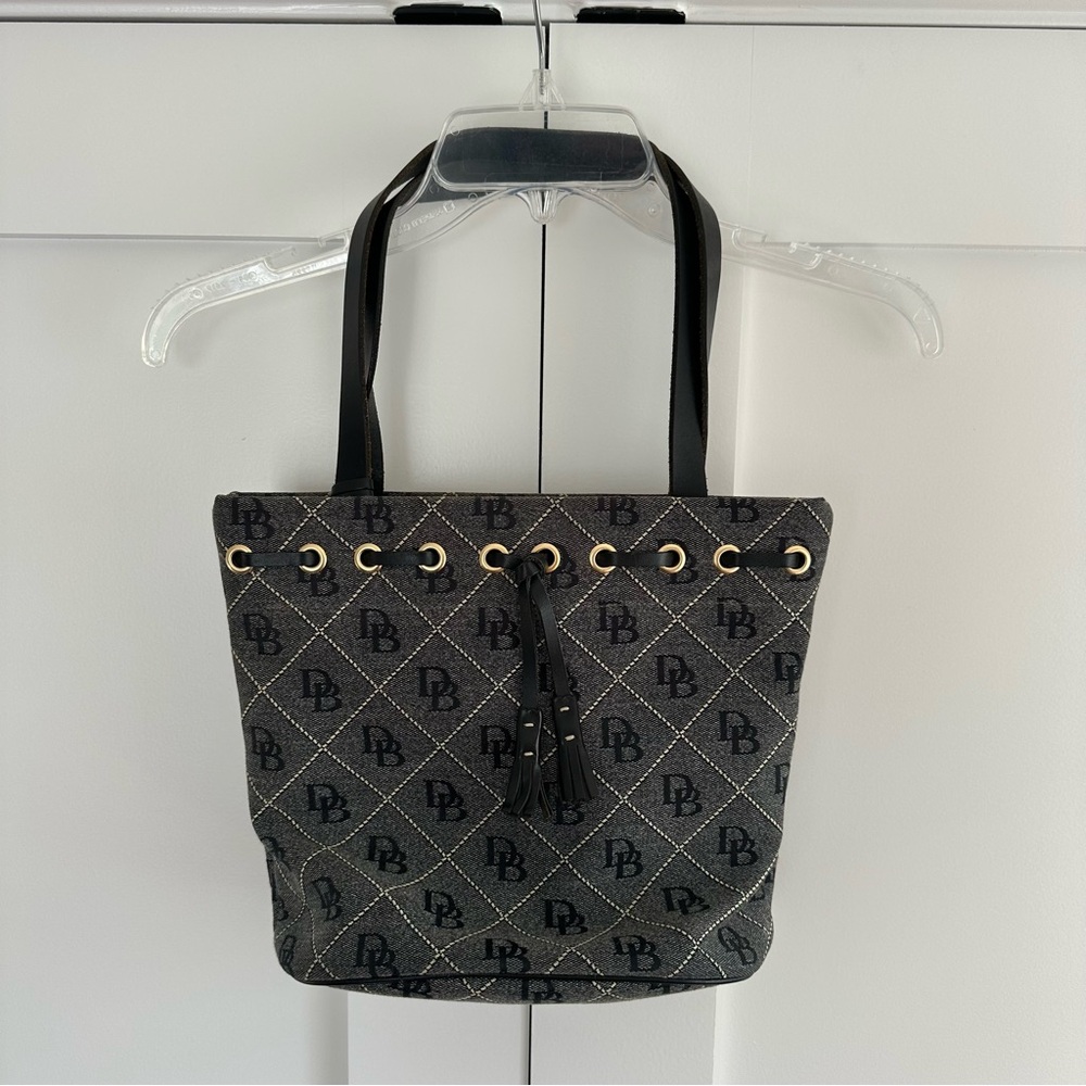 Like New! Dooney & Bourke Signature Canvas Bucket Bag